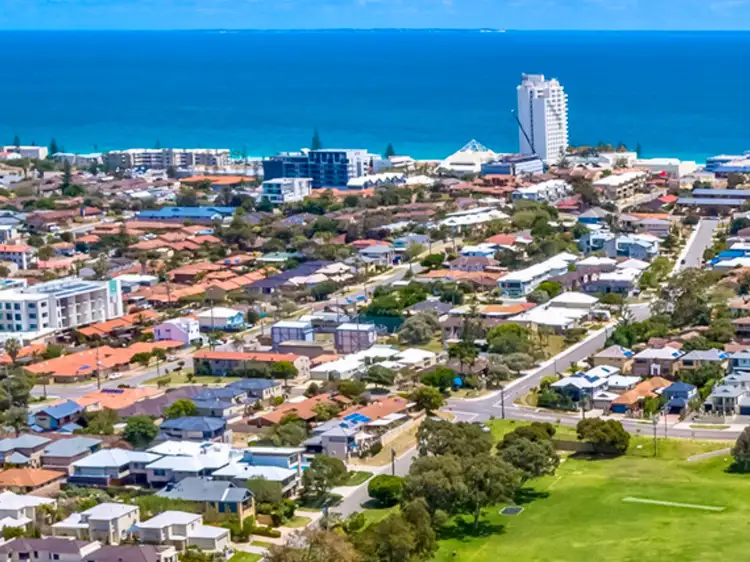 Third view of Homely house listing, 33 Andrew Street, Scarborough WA 6019
