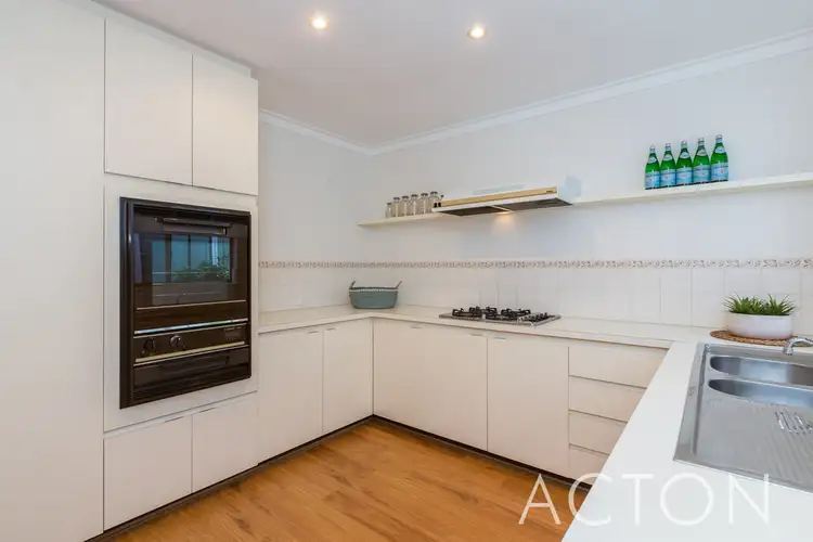 Sixth view of Homely villa listing, 1/1A Osborne Parade, Claremont WA 6010