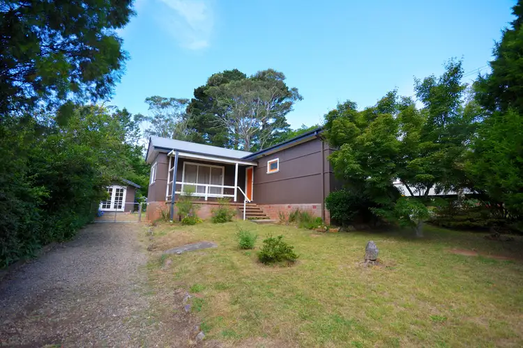 6 Mel Avenue, Blackheath NSW 2785