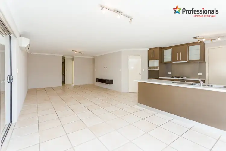 Sixth view of Homely house listing, 9 Phar Lap Road, Wattle Grove WA 6107