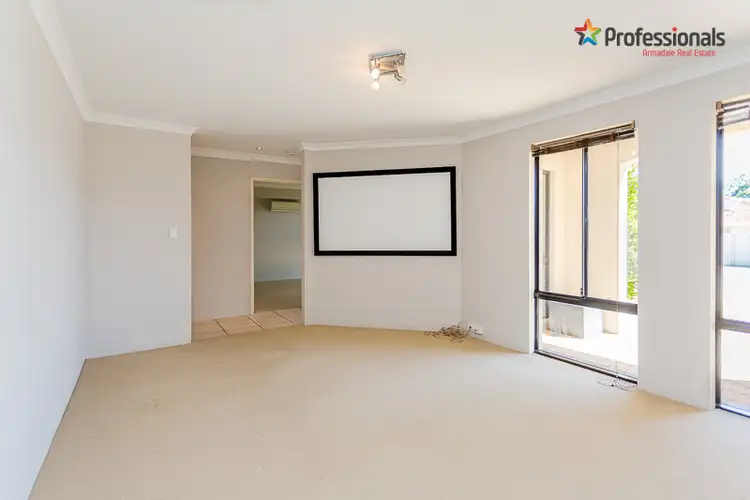 Seventh view of Homely house listing, 9 Phar Lap Road, Wattle Grove WA 6107