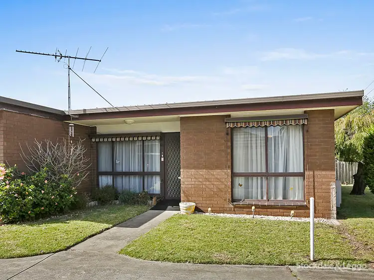 1/21 Tucker Street, Breakwater VIC 3219