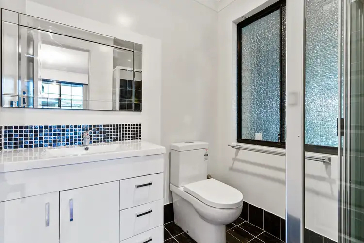 Sixth view of Homely house listing, 4 Strelitz View, Beeliar WA 6164