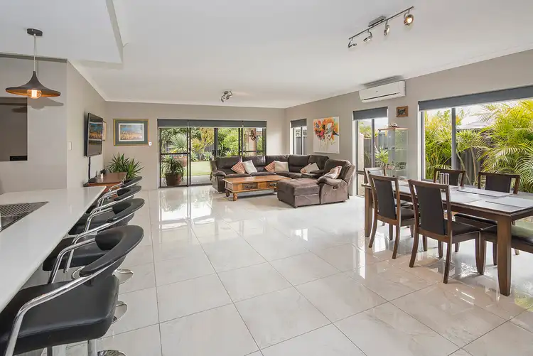 5 Marseilles Drive, Yalyalup WA 6280