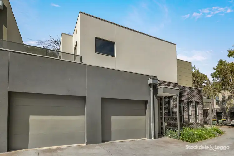 4/1 Vangelica Way, South Morang VIC 3752