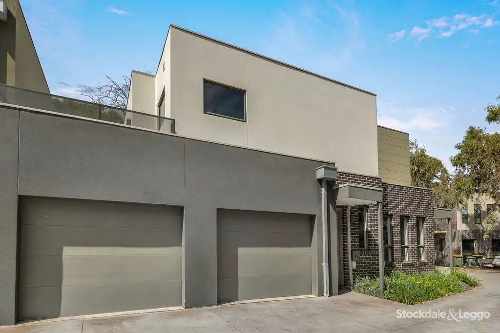 Main view of Homely townhouse listing, 4/1 Vangelica Way, South Morang VIC 3752