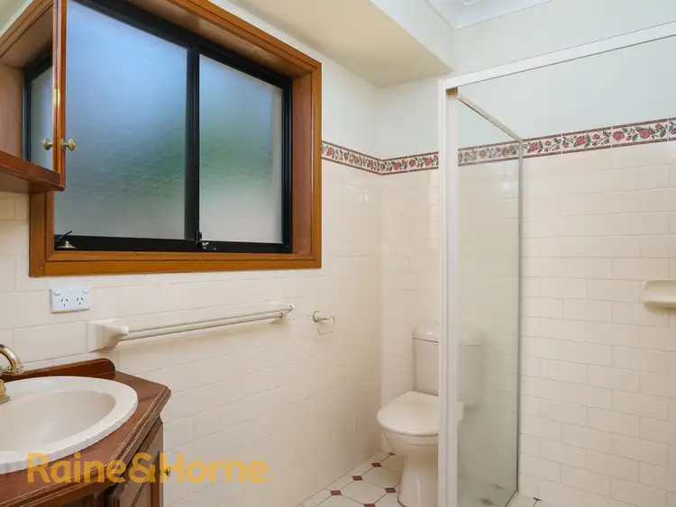 Seventh view of Homely house listing, 11 Kincora Place, Bourkelands NSW 2650