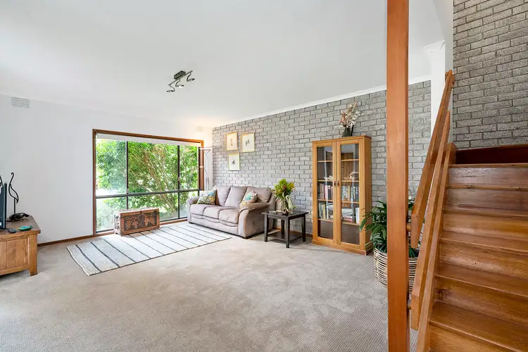 19 Woodland Drive, Cheltenham VIC 3192