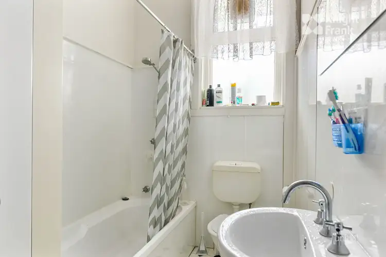 Fifth view of Homely apartment listing, 1/6 Fraser Street, New Town TAS 7008