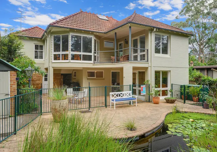 23 Pearson Ave, Gordon NSW 2072