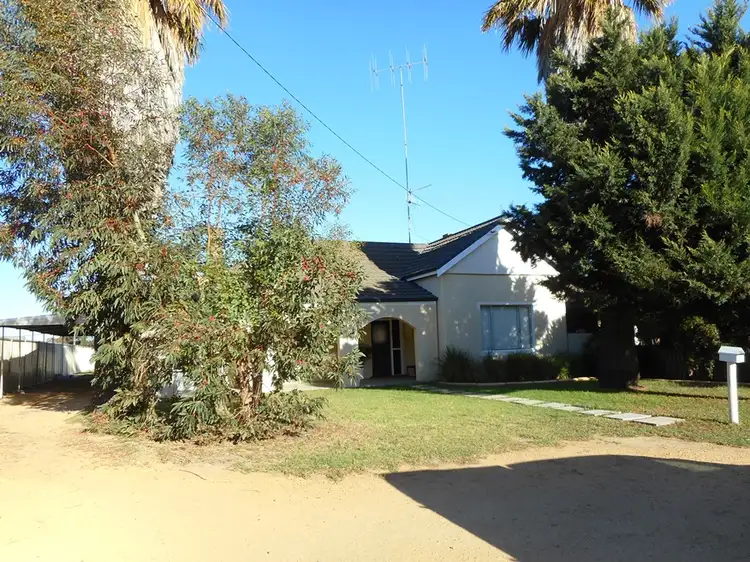 83 Avon Street, Katanning WA 6317