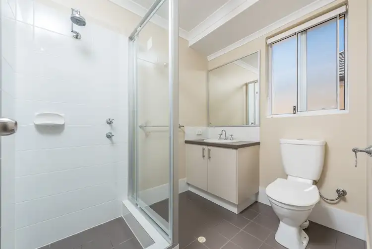 Fifth view of Homely house listing, 1/25 Montrose Street, Lynwood WA 6147