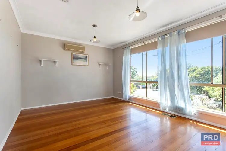 Second view of Homely house listing, 9 Farrell Court, North Bendigo VIC 3550
