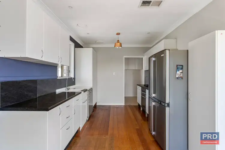 Fifth view of Homely house listing, 9 Farrell Court, North Bendigo VIC 3550