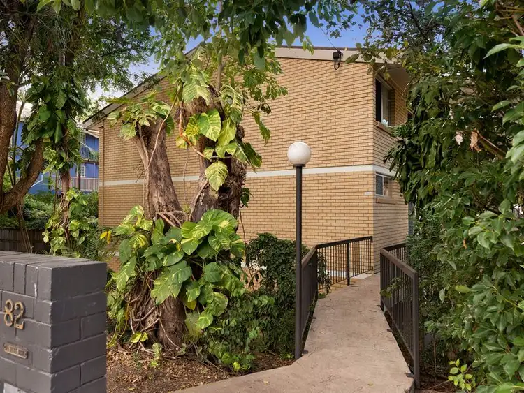 8/82 Miskin Street, Toowong QLD 4066