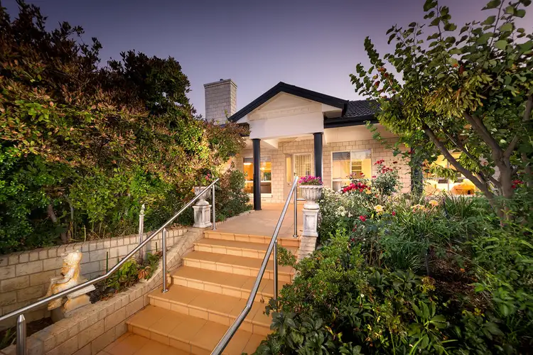 Sixth view of Homely house listing, 8 Hampton Court, Wodonga VIC 3690