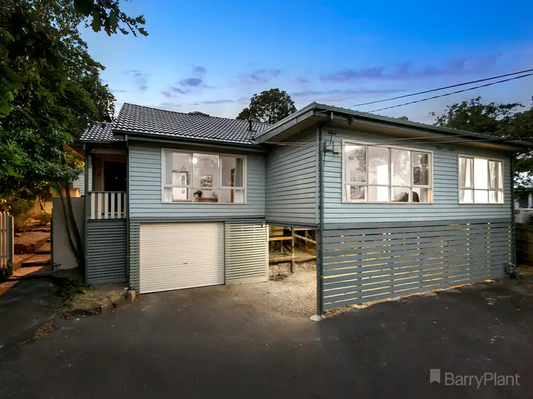 87 Kent Avenue, Croydon VIC 3136
