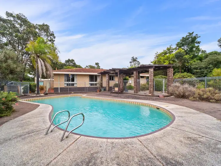 29 James Road, Kalamunda WA 6076