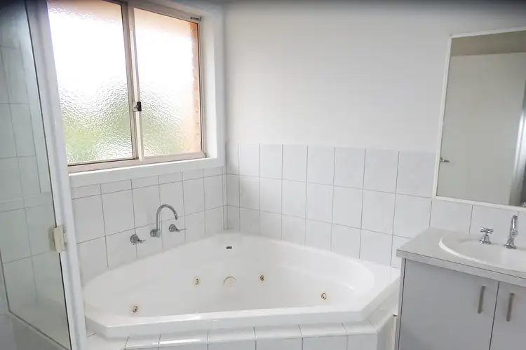 Seventh view of Homely townhouse listing, 4 MARSHALL PLACE, Hallam VIC 3803