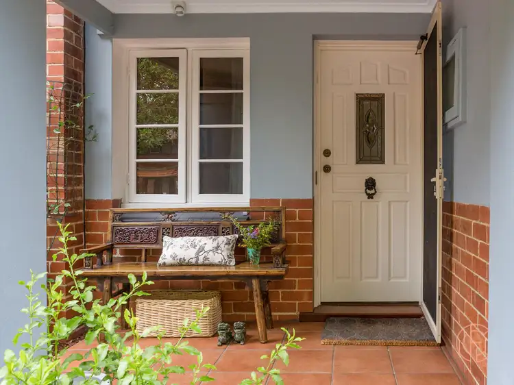 7 Kanimbla Road, Nedlands WA 6009