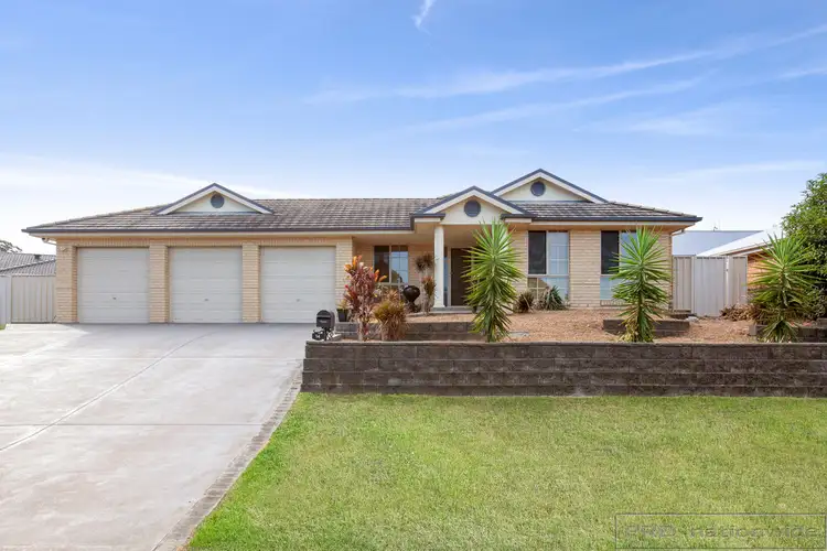 14 Tipperary Drive, Ashtonfield NSW 2323