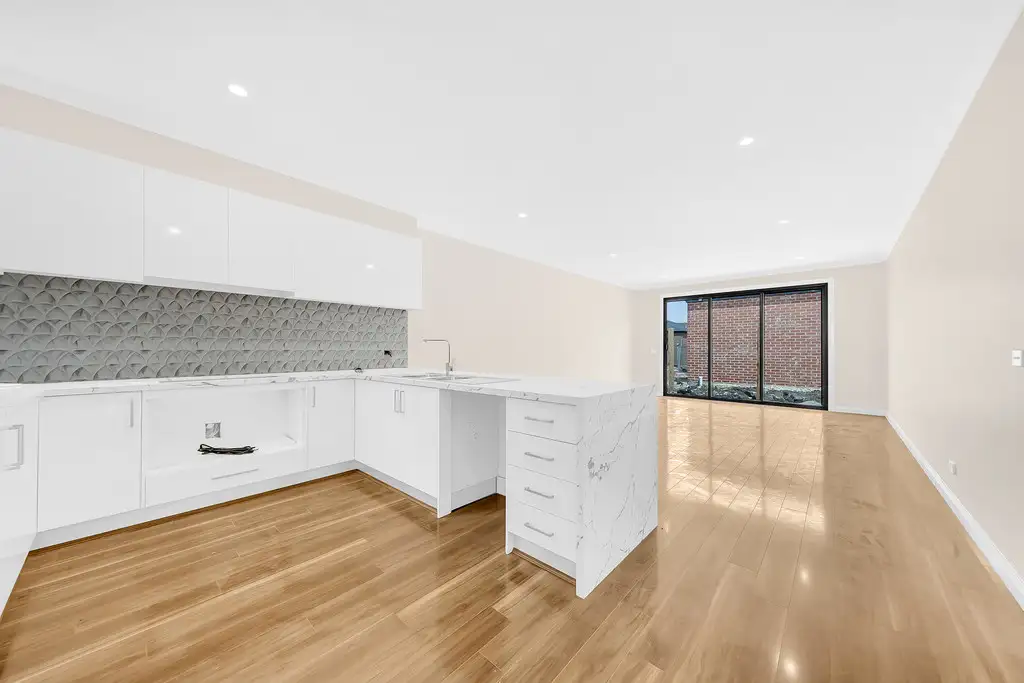 Main view of Homely house listing, 10 Lillet Street, Wollert VIC 3750