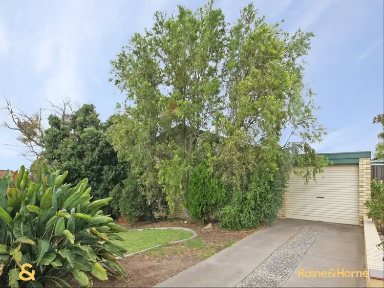Fifth view of Homely house listing, 28 MANOORA DRIVE, Hallett Cove SA 5158