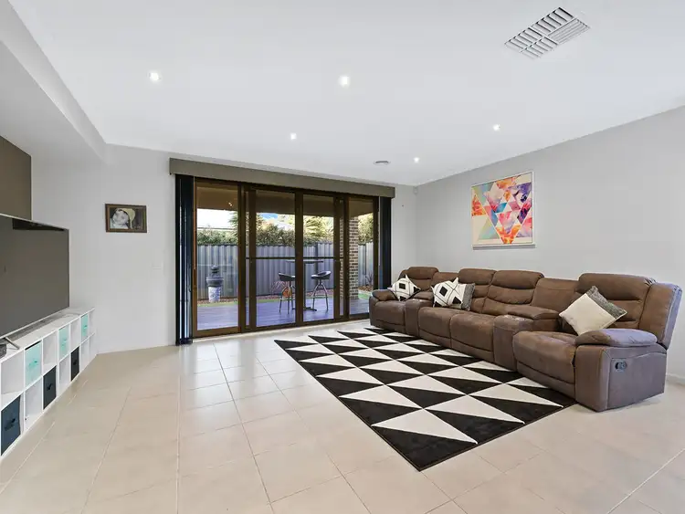 Fifth view of Homely house listing, 5 Holsteiner Terrace, Clyde North VIC 3978