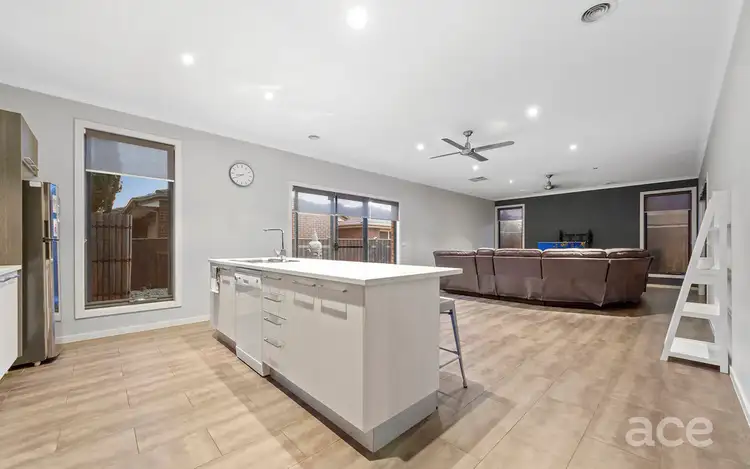 Sixth view of Homely house listing, 44 Urban Drive, Williams Landing VIC 3027