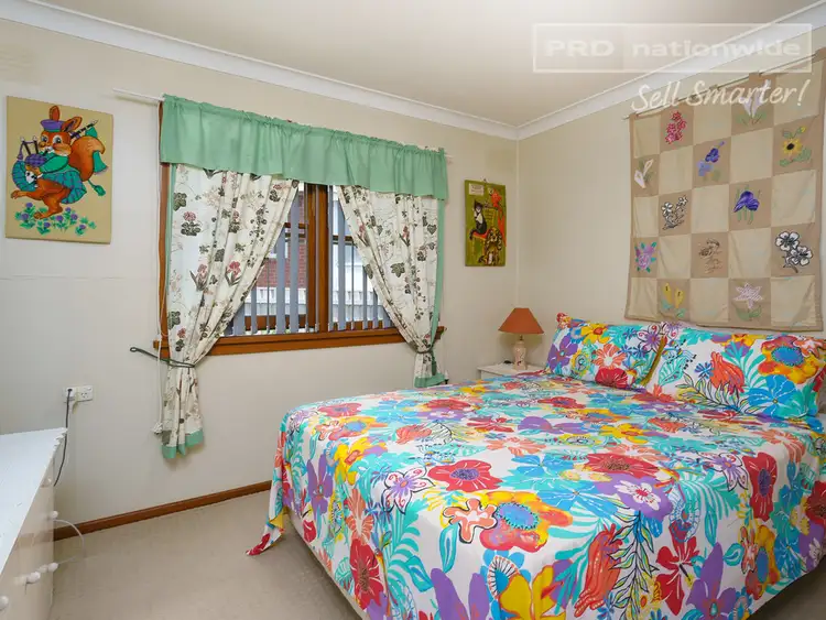 Fifth view of Homely house listing, 1 Immarna Place, Kooringal NSW 2650