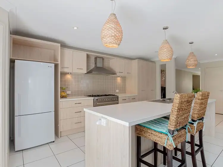 69 Lambros Drive, Benowa QLD 4217