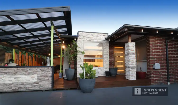 Second view of Homely unit listing, 33a Maculata Drive, Cranbourne VIC 3977
