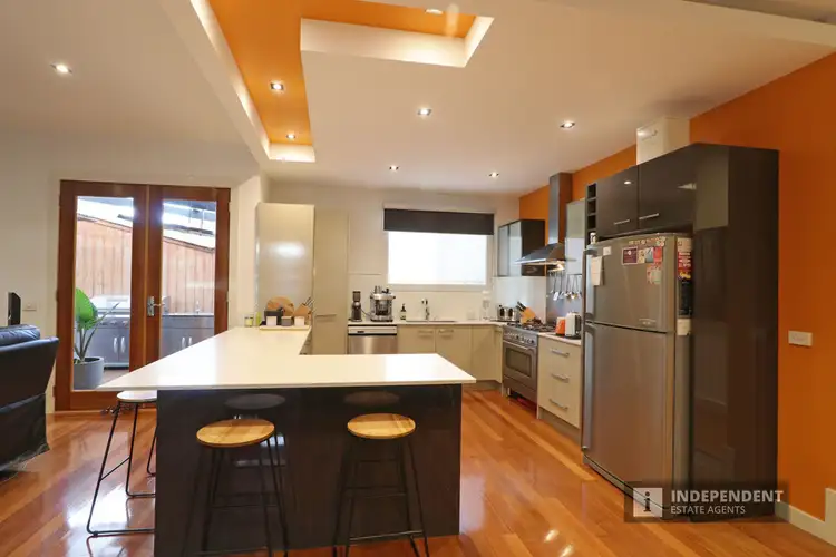 Sixth view of Homely unit listing, 33a Maculata Drive, Cranbourne VIC 3977