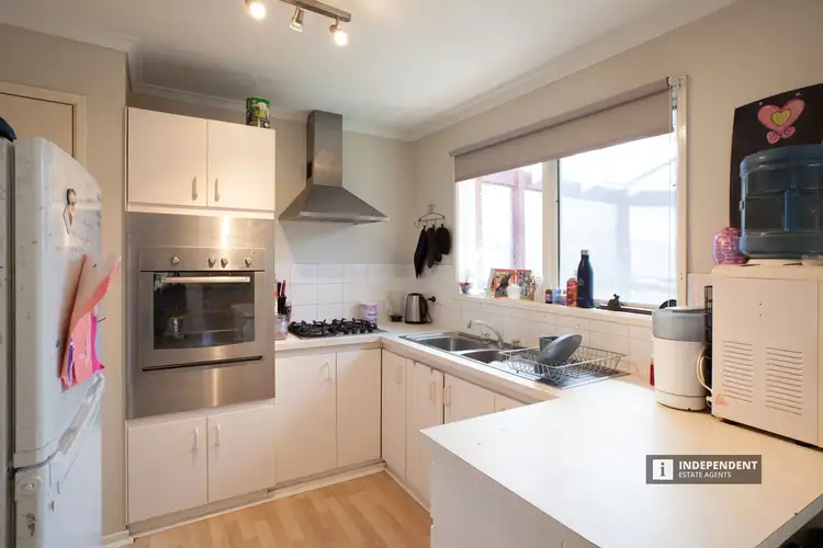 Seventh view of Homely unit listing, 33 Maculata Drive, Cranbourne VIC 3977