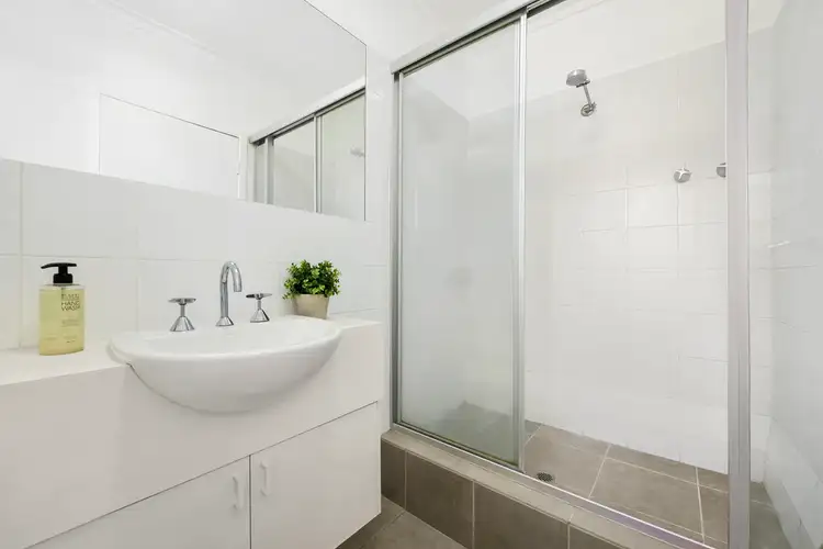 Fourth view of Homely apartment listing, 112/25 Hotham Street, East Melbourne VIC 3002