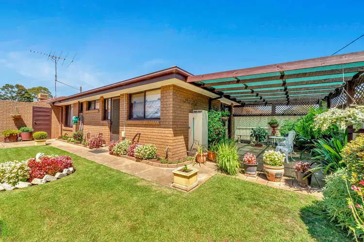 1/16 Creek Street, Melton South VIC 3338