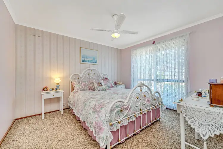 Fifth view of Homely unit listing, 1/16 Creek Street, Melton South VIC 3338