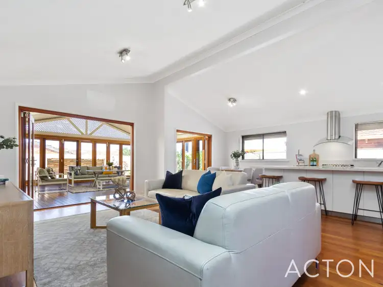 8/10 Perina Way, City Beach WA 6015