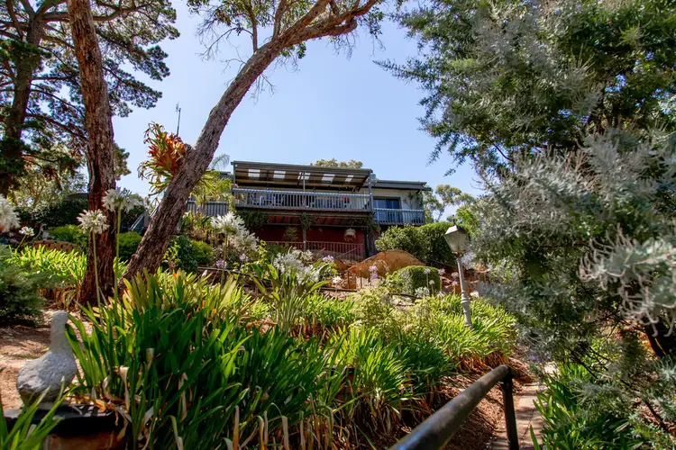 33 Willora Road, Eden Hills SA 5050