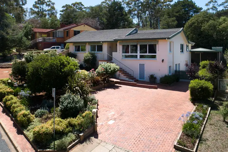 2 Eldon Place, Lyons ACT 2606