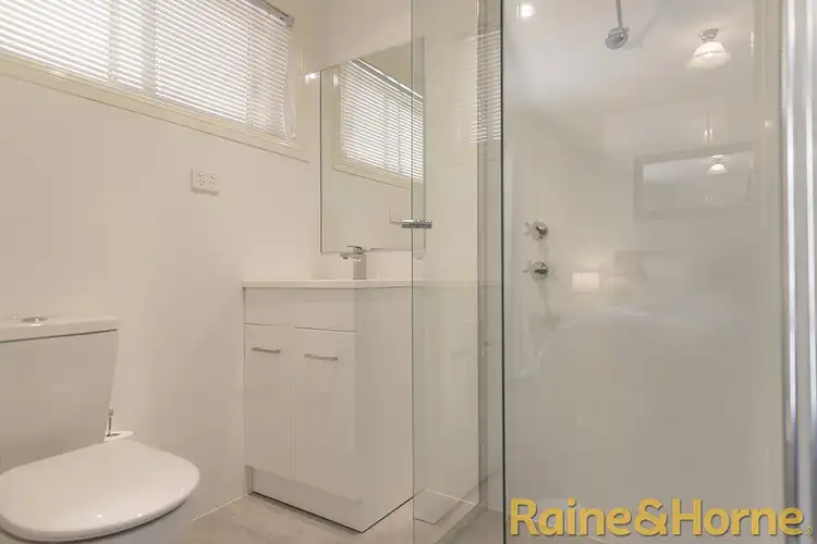 Sixth view of Homely house listing, 15 Robinson Avenue, Dubbo NSW 2830