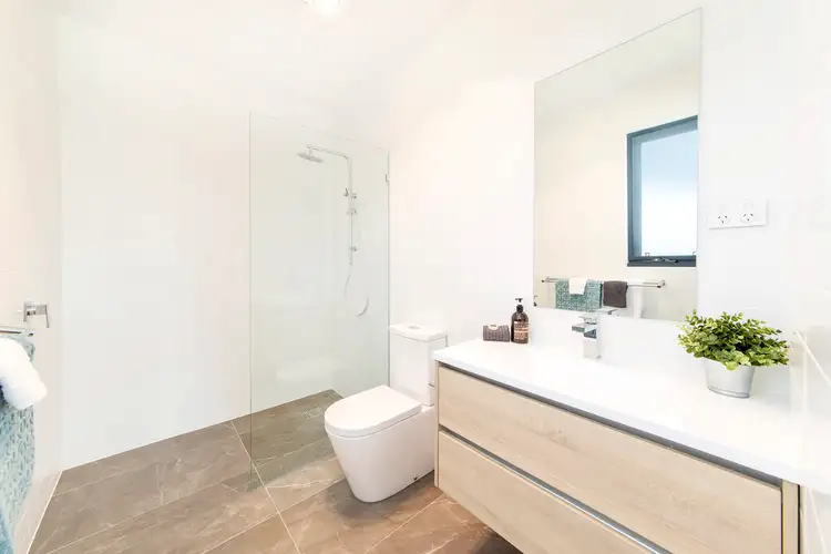 Sixth view of Homely semi-detached listing, 2/7 Sabine Close, Garran ACT 2605