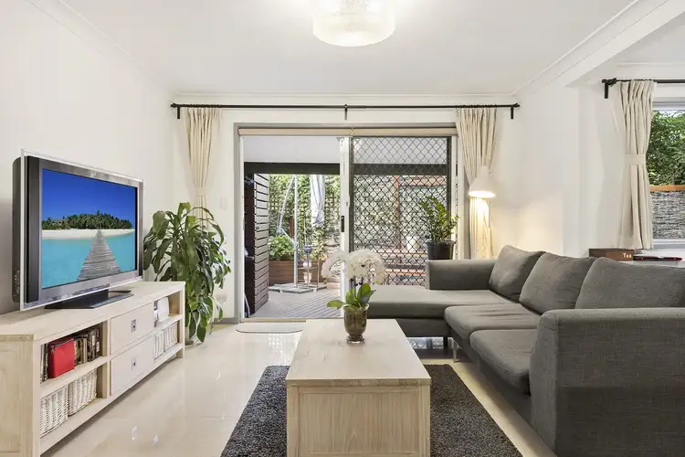 13/9 Trelawney Street, Thornleigh NSW 2120