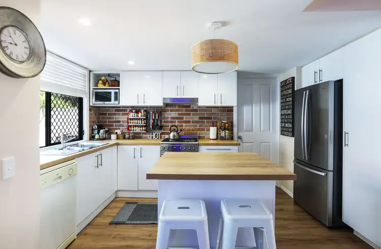 1702/2214 Gold Coast Highway