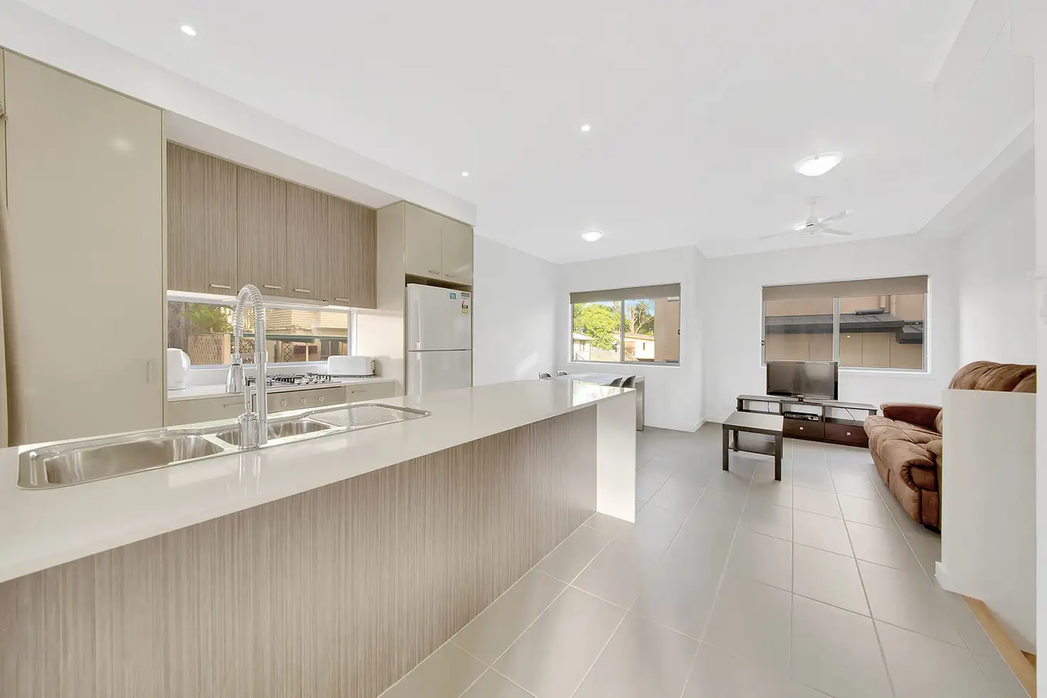 Main view of Homely unit listing, 11/12 FLINDERS STREET, West Gladstone QLD 4680