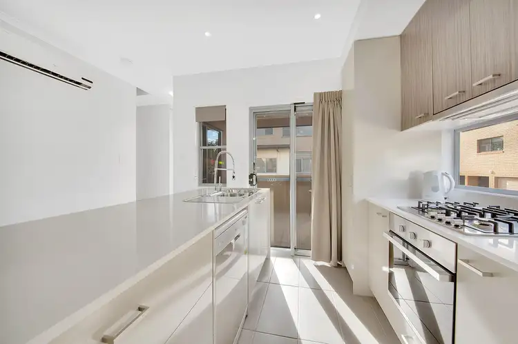 Sixth view of Homely unit listing, 11/12 FLINDERS STREET, West Gladstone QLD 4680