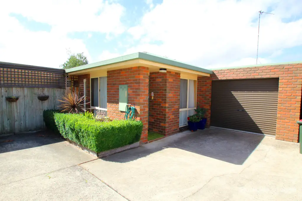 Main view of Homely unit listing, 3/2 Conway Street, Leongatha VIC 3953