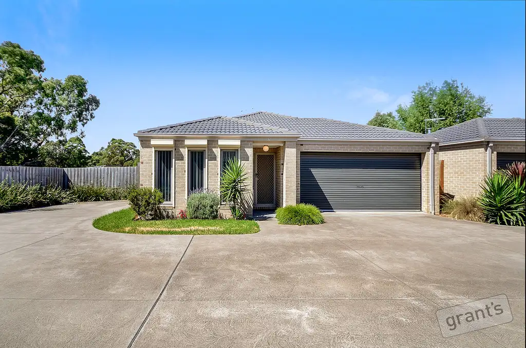 Main view of Homely unit listing, 7/34 Sir Thomas Drive, Pakenham VIC 3810
