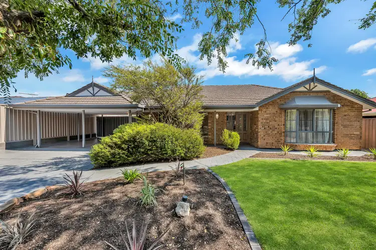 23 Whimbrel Cct, Seaford Rise SA 5169