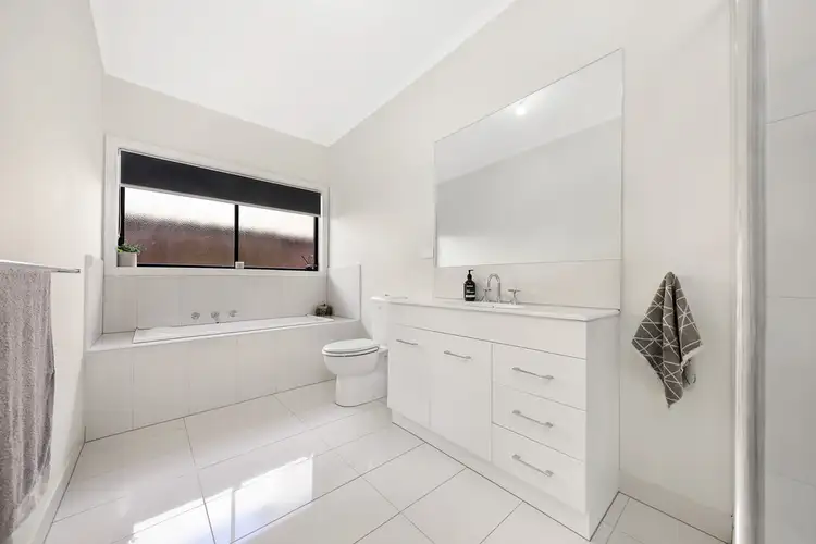 Sixth view of Homely unit listing, Unit 4, 92 Fersfield Road, Gisborne VIC 3437